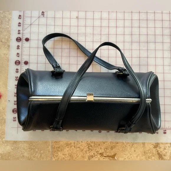 1960s Extra Large Black Snap Closure Shoulder Bag - Picture 6 of 13